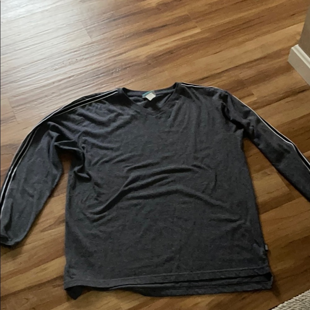 Active long sleeve shirt